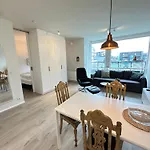 Apartment In Lagaleiti In Reykjavik - Birta Rentals